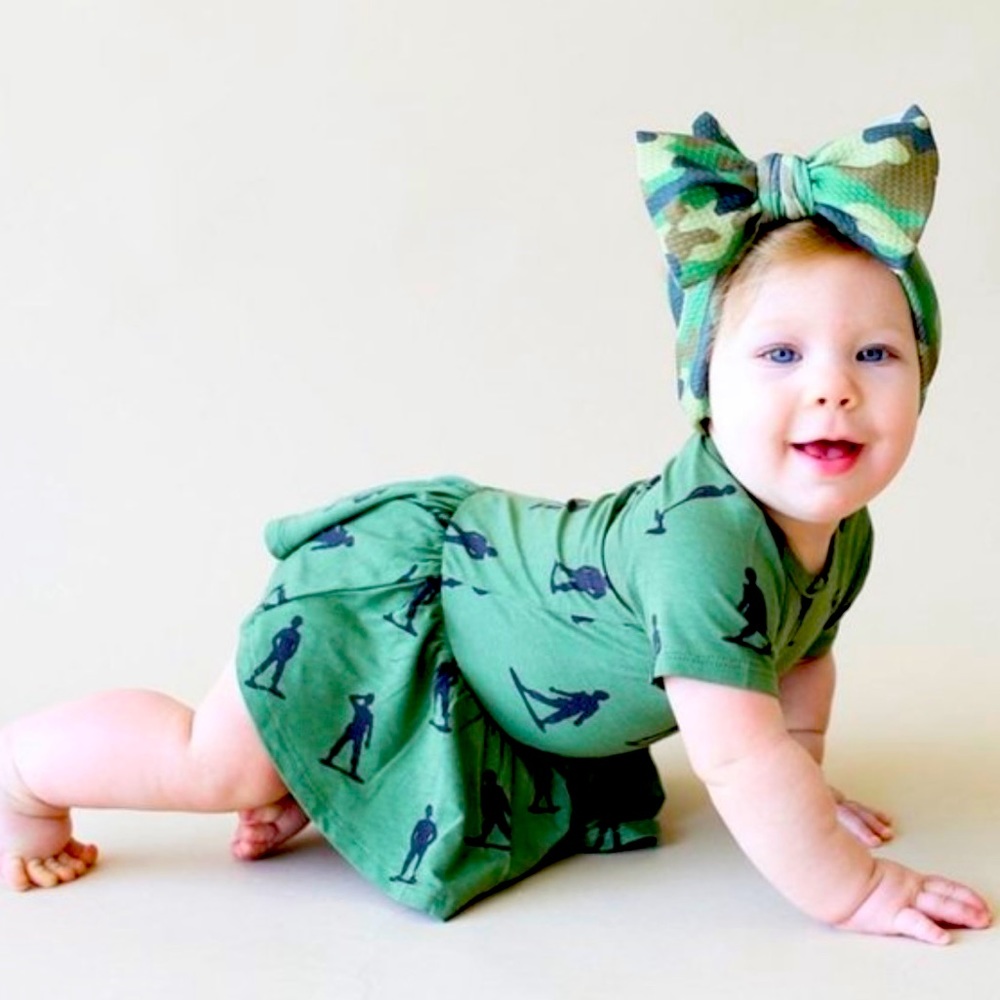 Posh Peanut James Ruffled Cap Sleeve Twirl Skirt Bodysuit. 0-3 months.